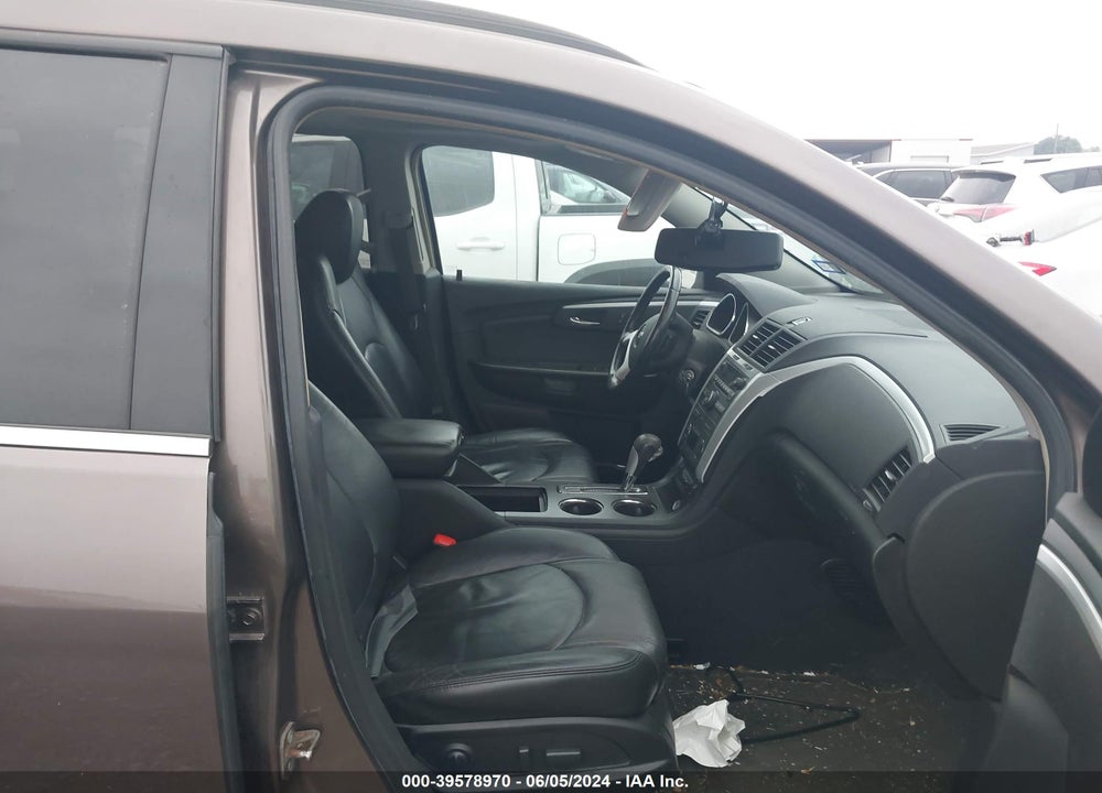 2009 CHEVROLET TRAVERSE LT VIN: 1GNEV23D69S169207