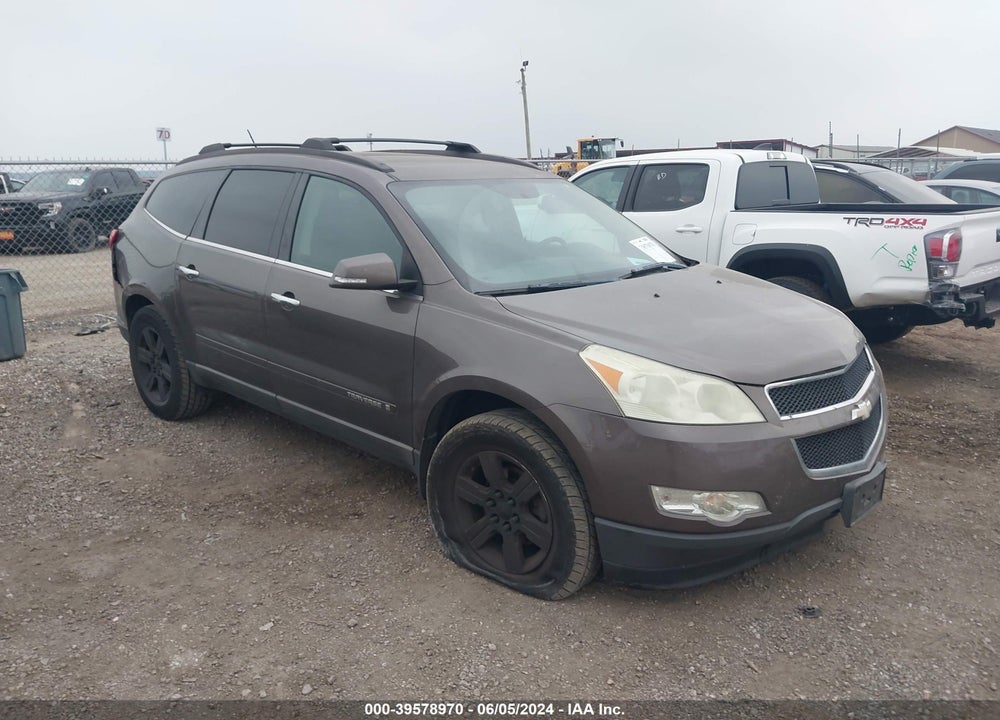 2009 CHEVROLET TRAVERSE LT VIN: 1GNEV23D69S169207