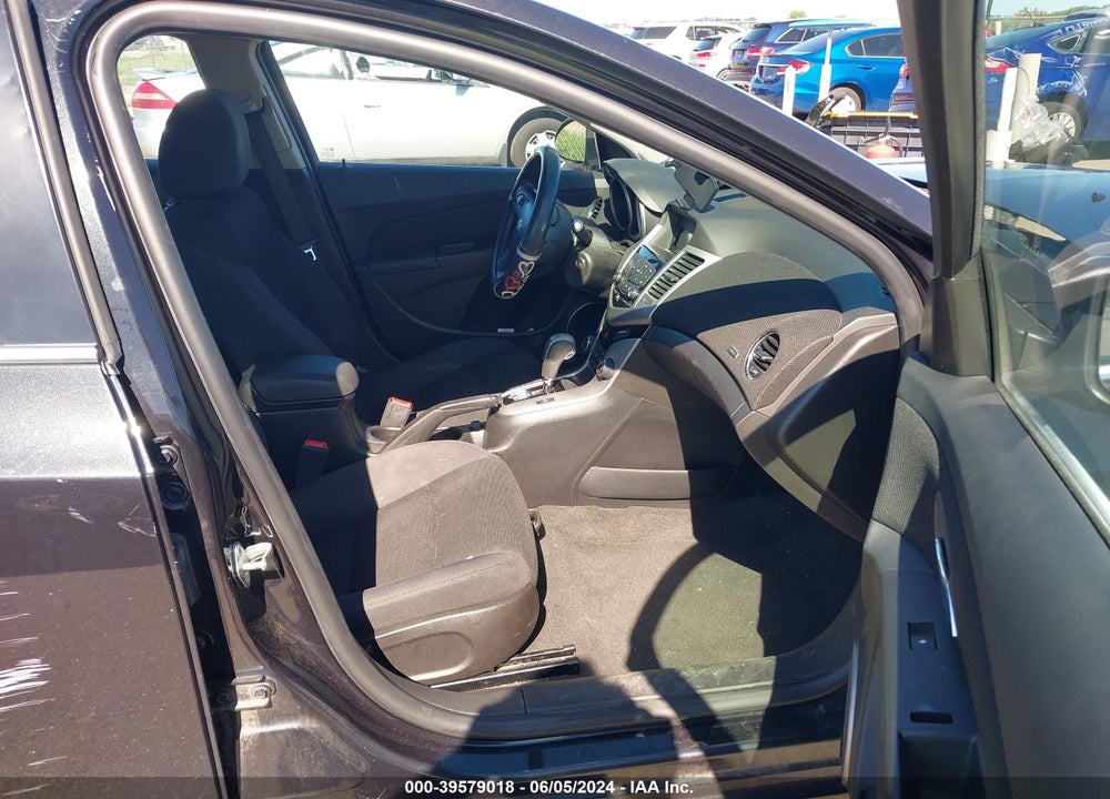 2015 CHEVROLET CRUZE 1LT AUTO VIN: 1G1PC5SB1F7105737