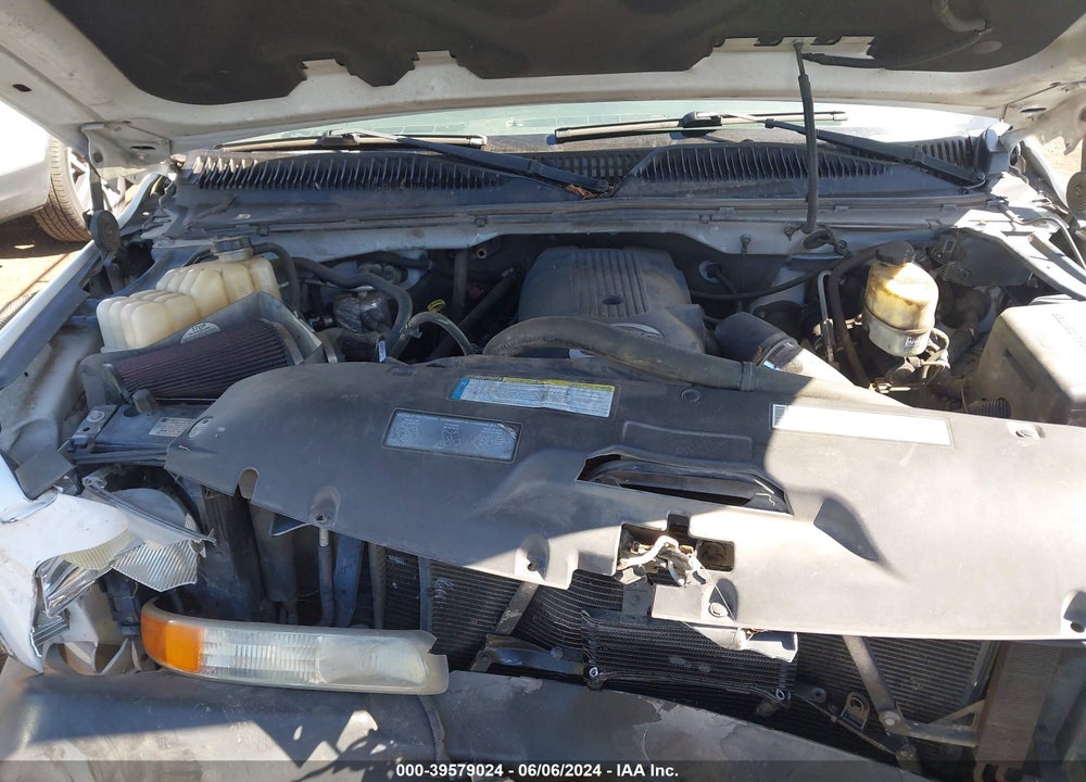 2001 CHEVROLET SILVERADO 2500HD LS VIN: 1GCHK29U81E239153
