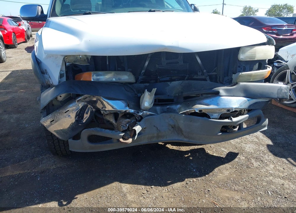 2001 CHEVROLET SILVERADO 2500HD LS VIN: 1GCHK29U81E239153