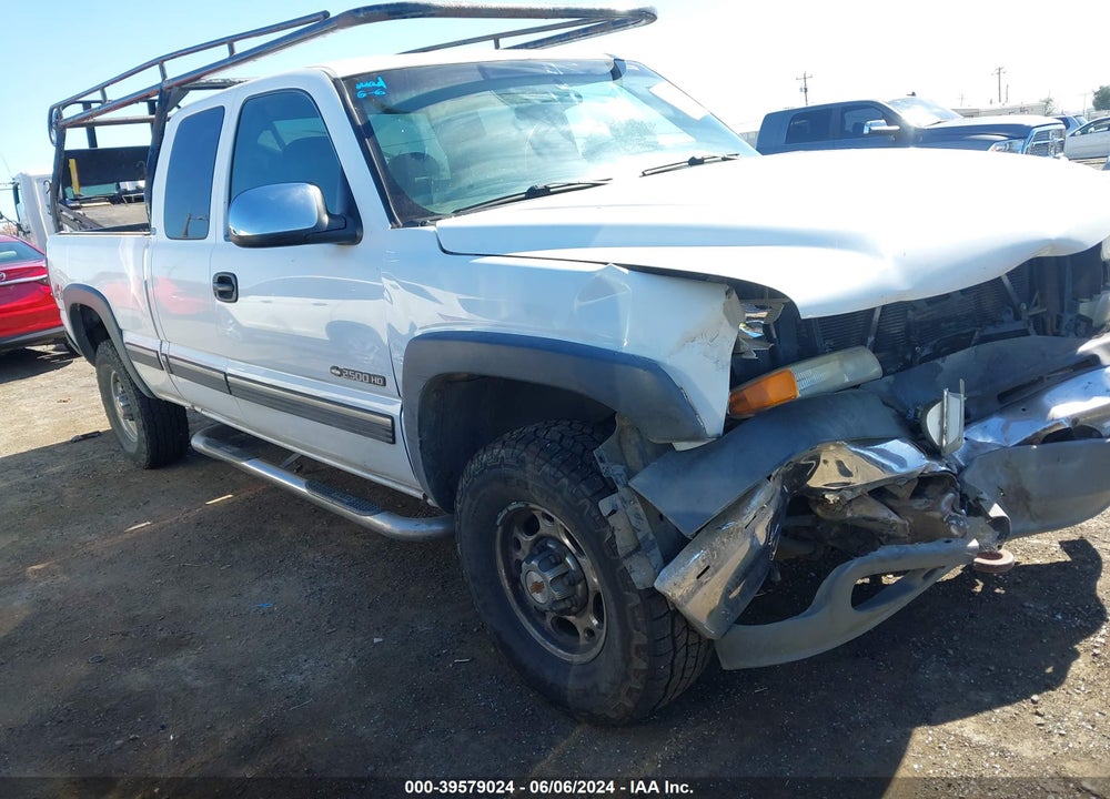 2001 CHEVROLET SILVERADO 2500HD LS VIN: 1GCHK29U81E239153