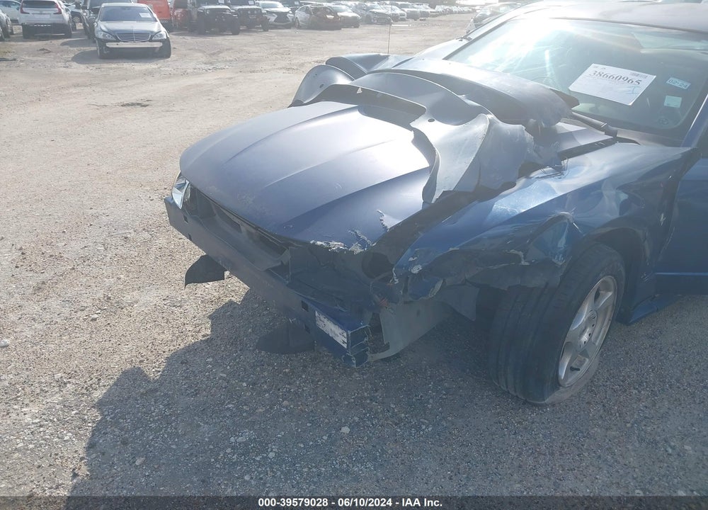 2000 FORD MUSTANG VIN: 1FAFP404XYF135548