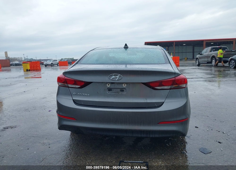 2018 HYUNDAI ELANTRA SEL VIN: 5NPD84LF4JH301554