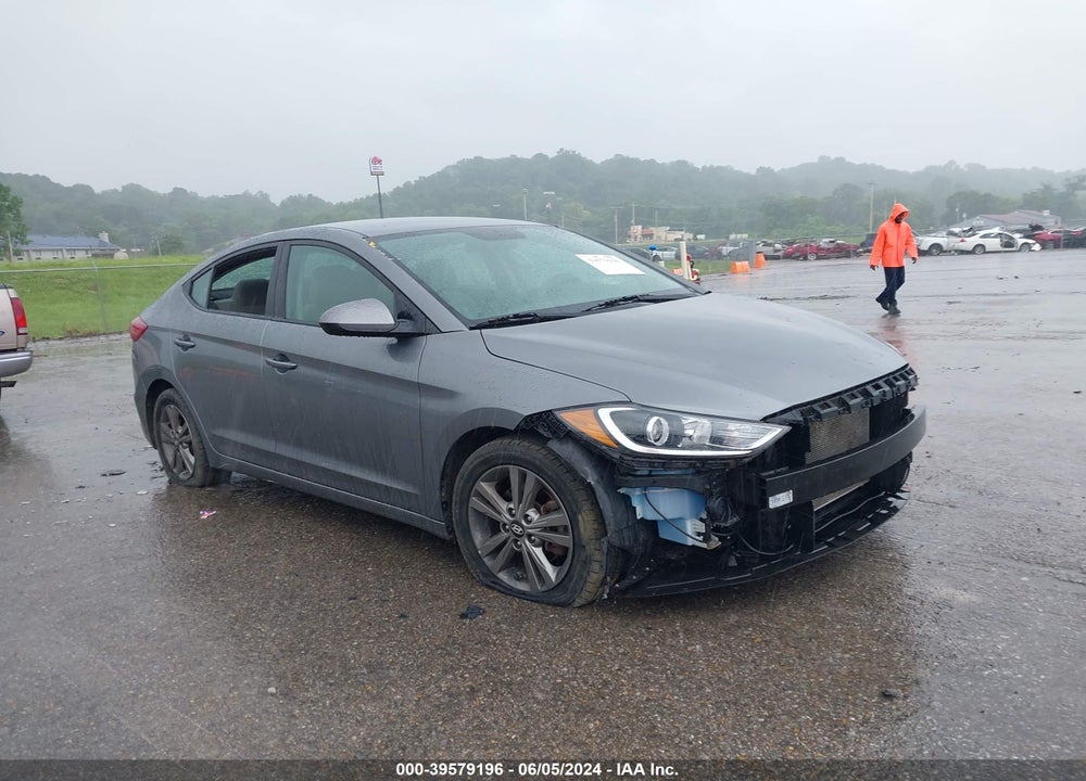 2018 HYUNDAI ELANTRA SEL VIN: 5NPD84LF4JH301554