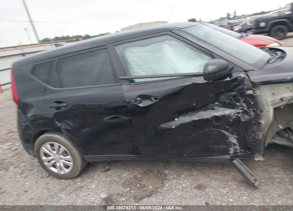 2020 KIA SOUL LX VIN: KNDJ23AU3L7703301