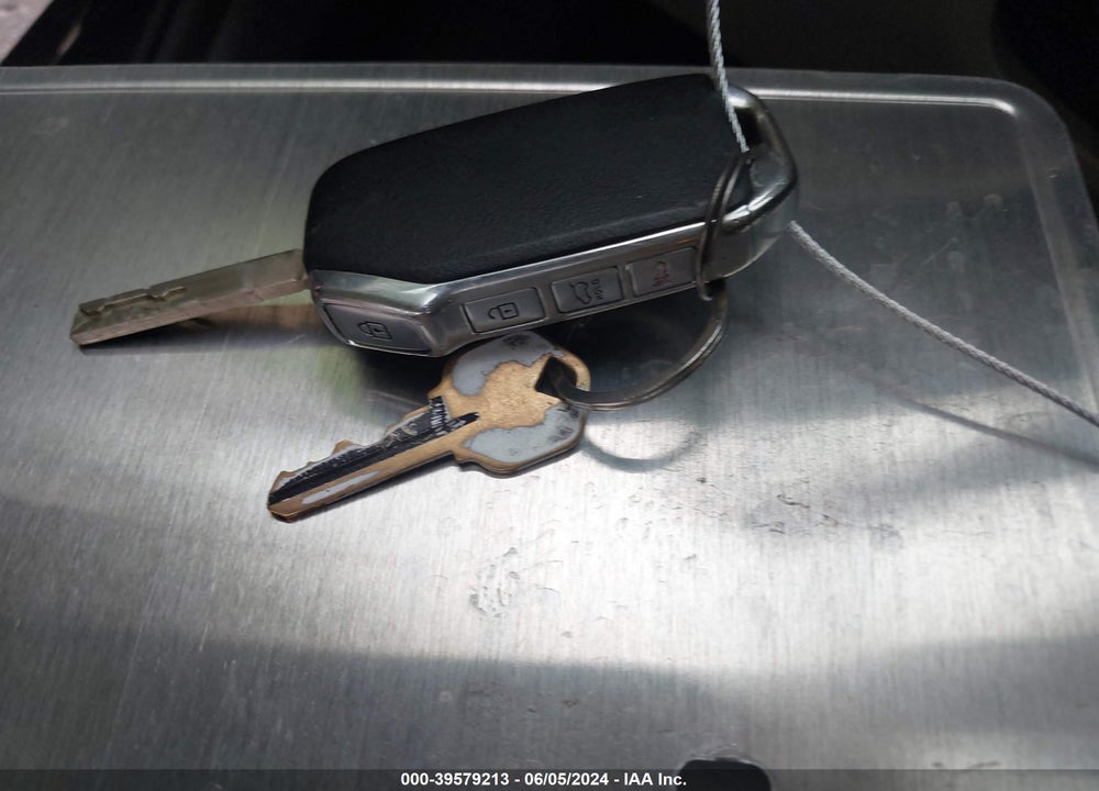 2020 KIA SOUL LX VIN: KNDJ23AU3L7703301