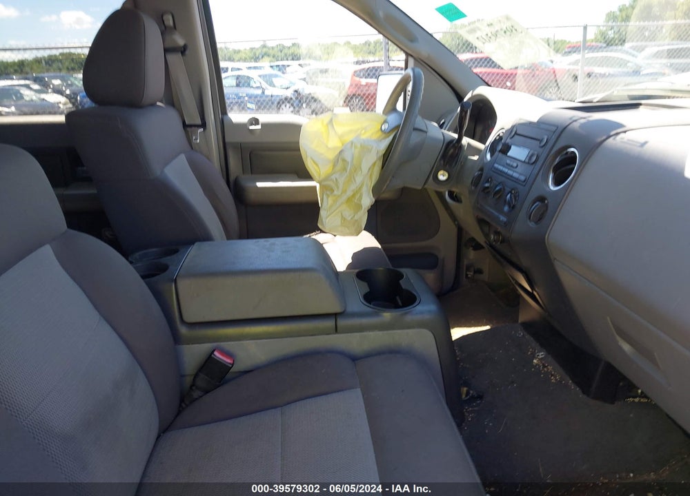 2004 FORD F-150 XLT VIN: 1FTRW14WX4KC92096