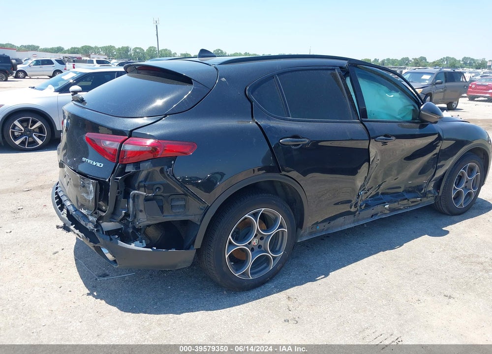 2018 ALFA ROMEO STELVIO SPORT AWD VIN: ZASFAKPN1J7B86362