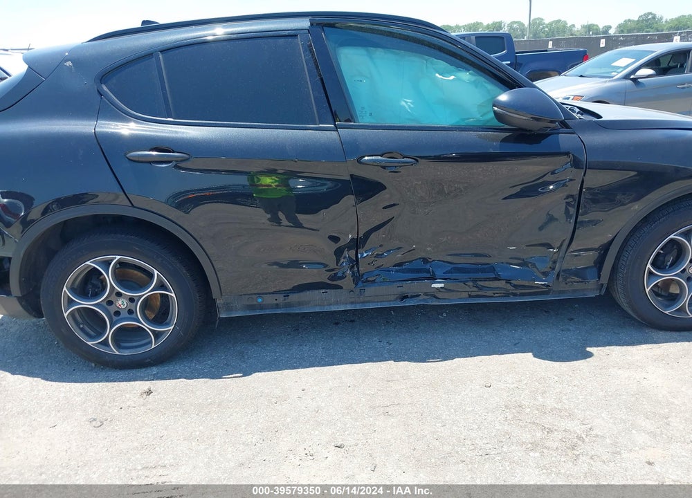2018 ALFA ROMEO STELVIO SPORT AWD VIN: ZASFAKPN1J7B86362