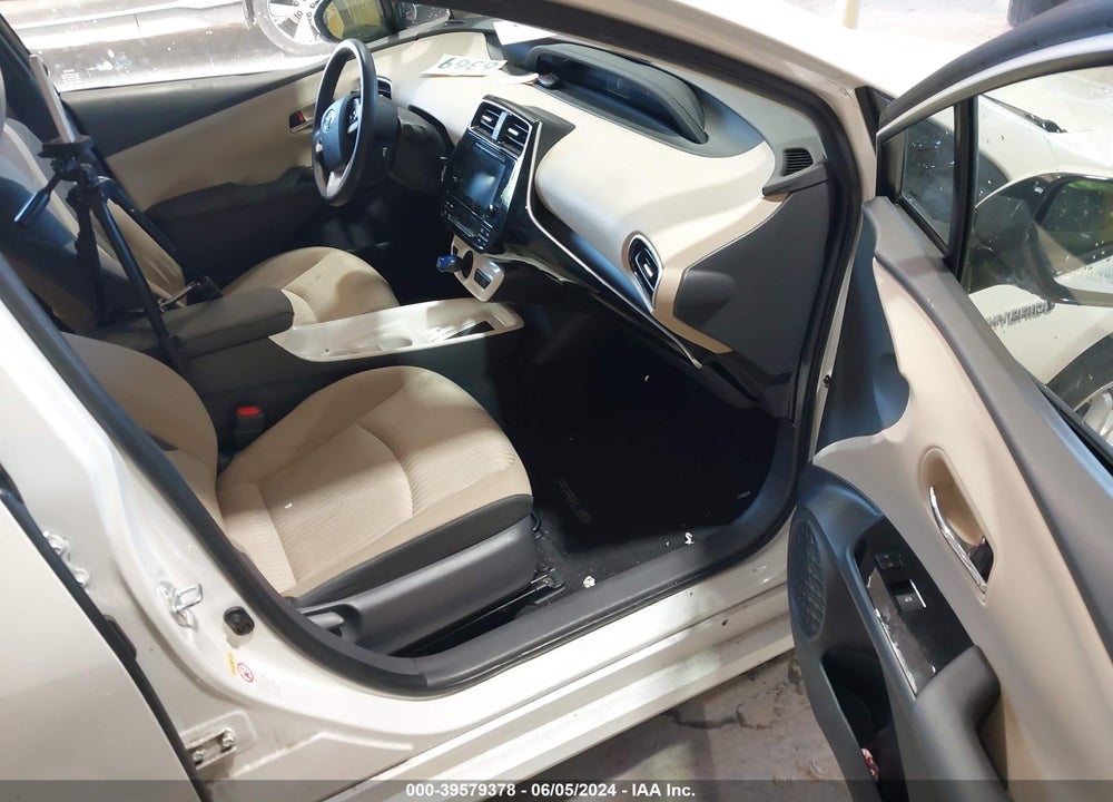 2016 TOYOTA PRIUS VIN: JTDKARFU3G3014326