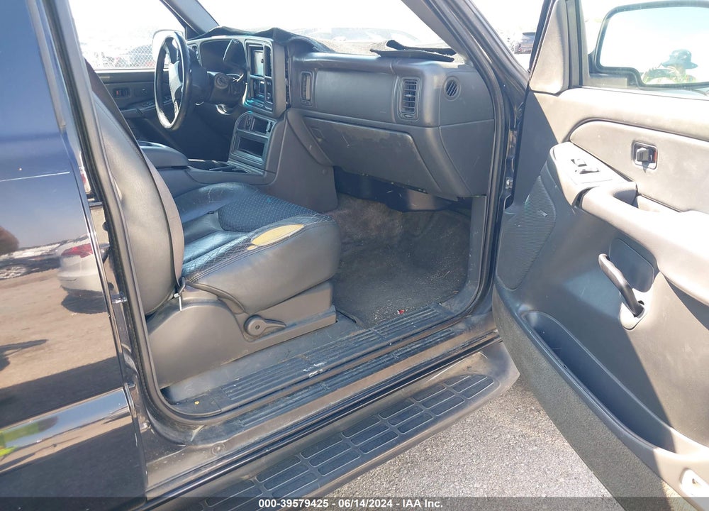 2003 CHEVROLET AVALANCHE 1500 VIN: 3GNEK13T43G259416