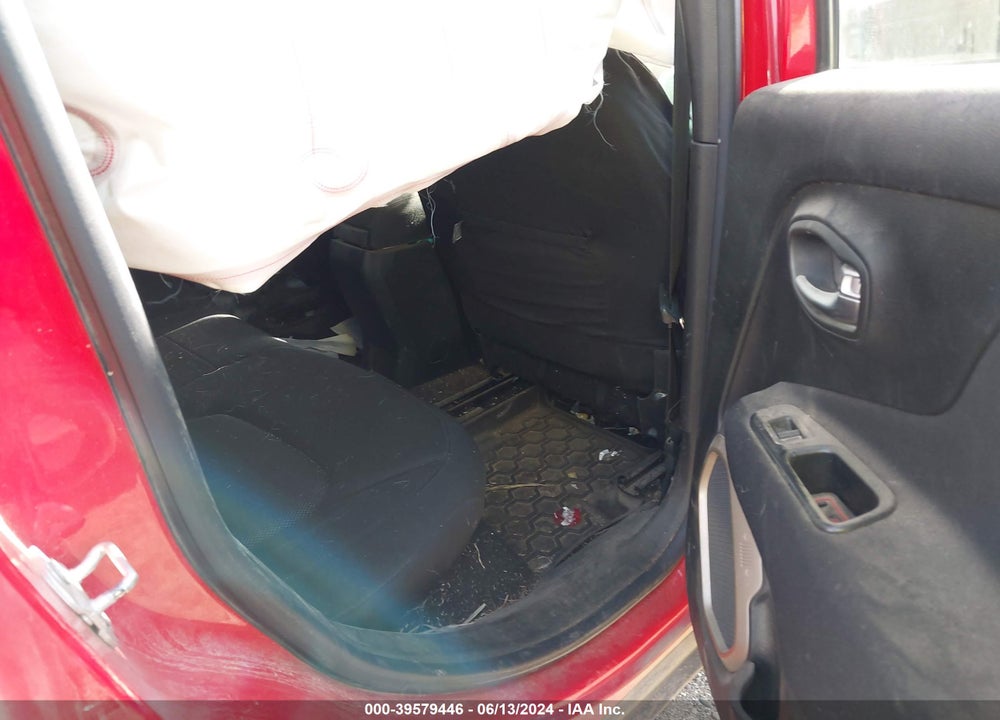 2015 JEEP RENEGADE VIN: ZACCJBBT3FPC34004