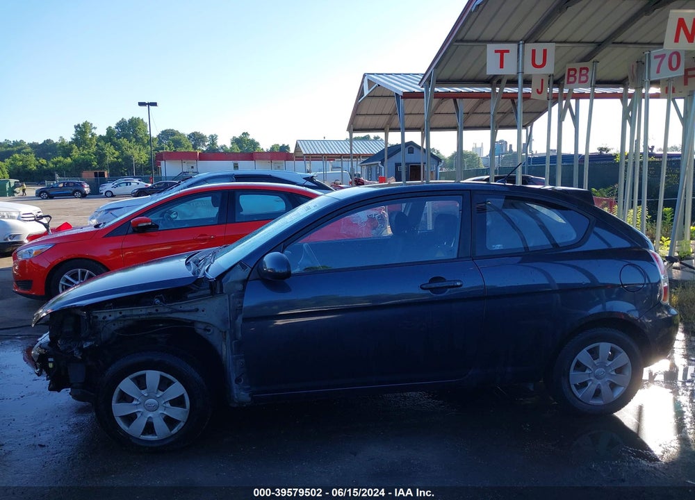 2007 HYUNDAI ACCENT GS VIN: KMHCM36C37U025185