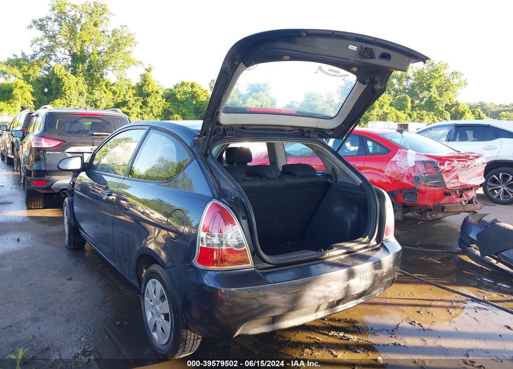 2007 HYUNDAI ACCENT GS VIN: KMHCM36C37U025185