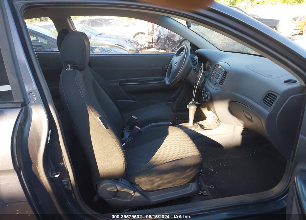 2007 HYUNDAI ACCENT GS VIN: KMHCM36C37U025185