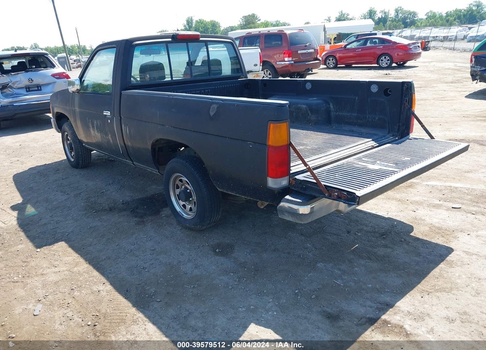 1994 NISSAN TRUCK XE VIN: 1N6SD11SXRC346102