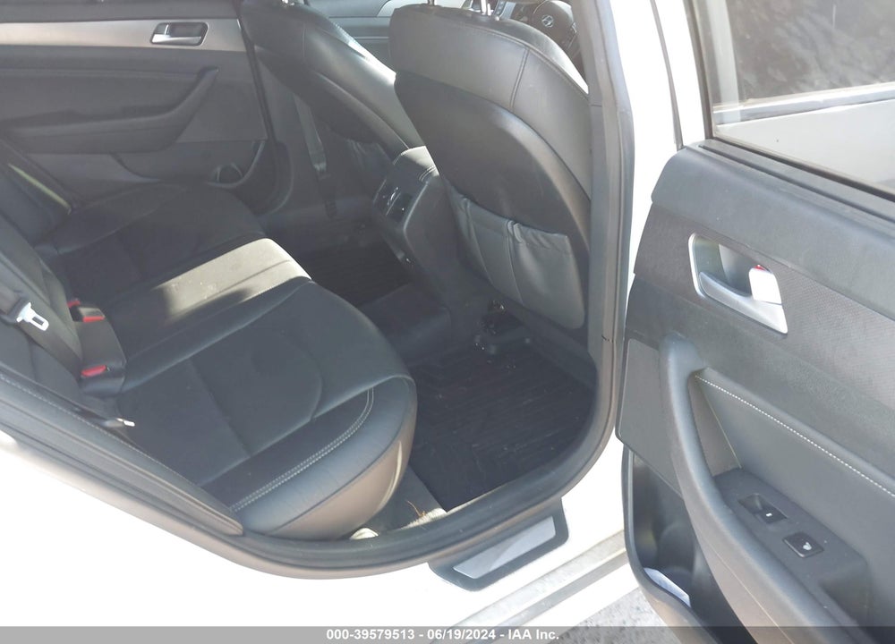 2015 HYUNDAI SONATA LIMITED 2.0T VIN: 5NPE34AB9FH131671
