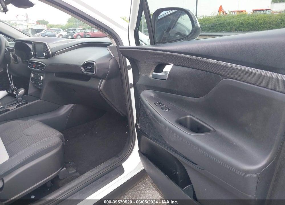 2020 HYUNDAI SANTA FE SEL VIN: 5NMS33AD3LH181828