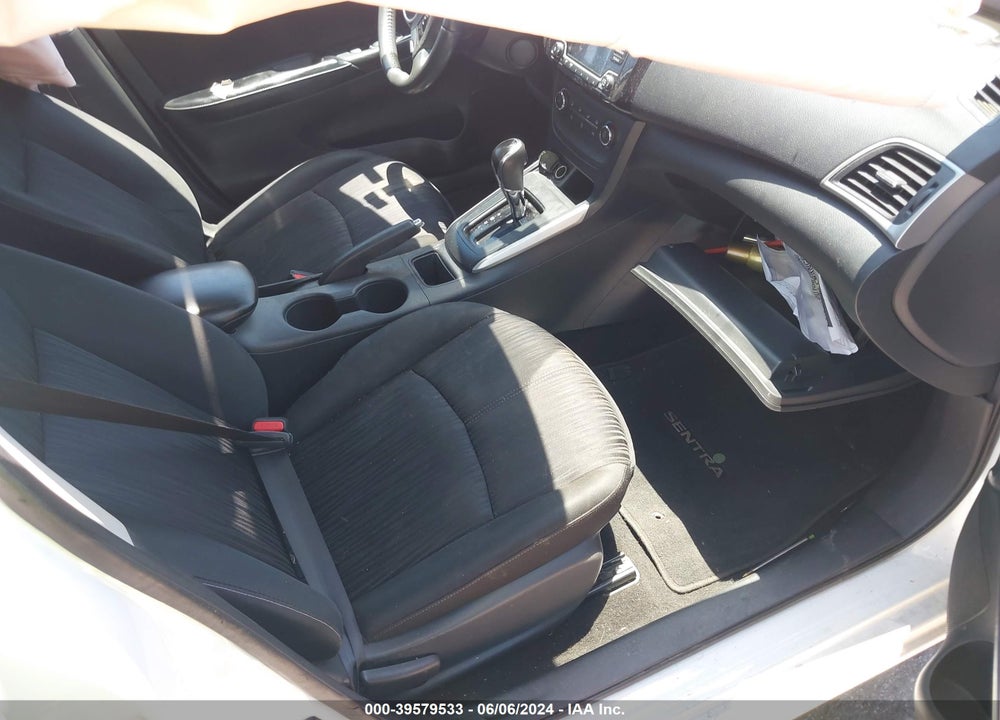 2017 NISSAN SENTRA VIN: 3N1AB7AP7HY331231