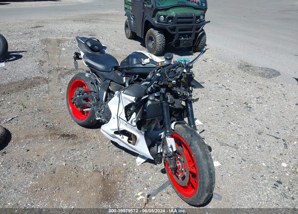 2023 YAMAHA YZFR7 VIN: JYARM38E7PA006486
