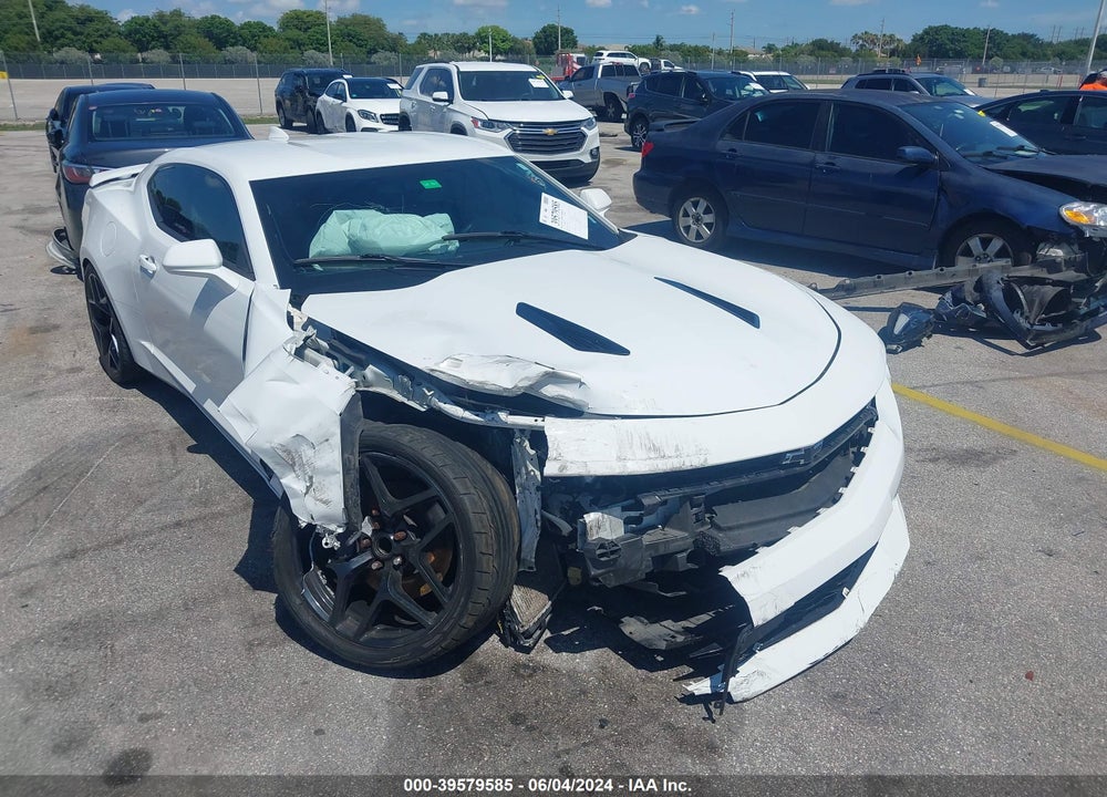 2016 CHEVROLET CAMARO 1SS VIN: 1G1FE1R73G0172382