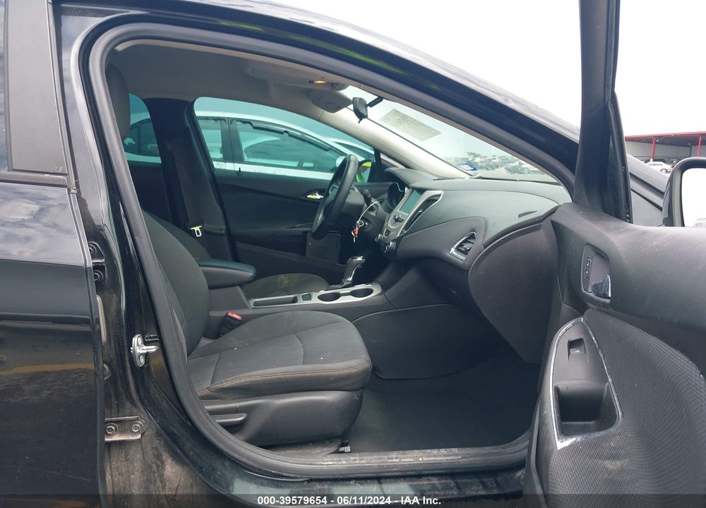 2017 CHEVROLET CRUZE LS AUTO VIN: 1G1BC5SM2H7278228