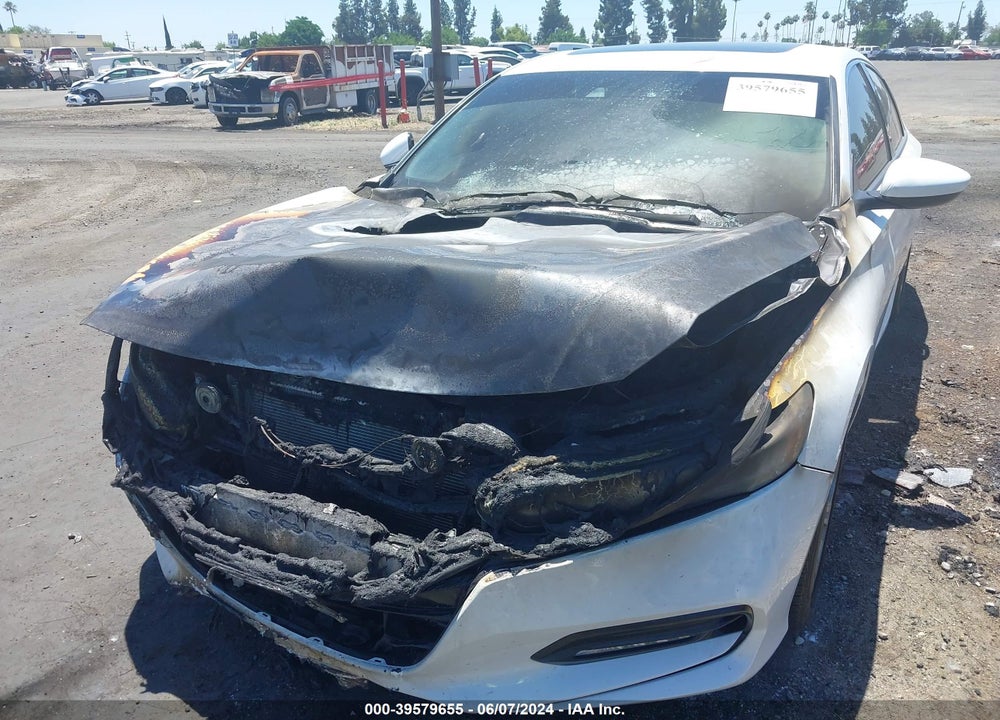 2018 HONDA ACCORD EX VIN: 1HGCV1F47JA229304