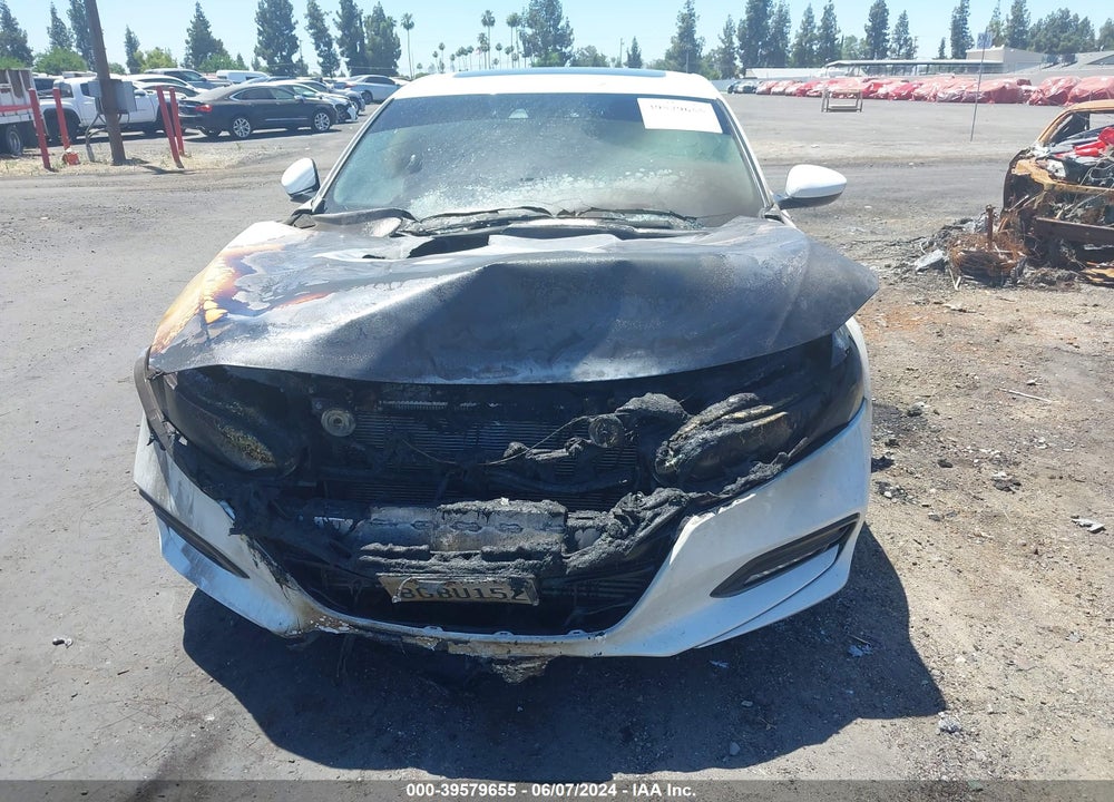 2018 HONDA ACCORD EX VIN: 1HGCV1F47JA229304
