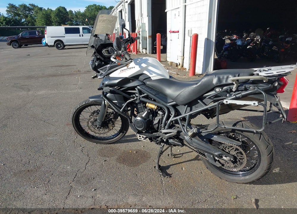 2013 TRIUMPH MOTORCYCLE TIGER 800XC ABS VIN: SMTE06BF1DT577202
