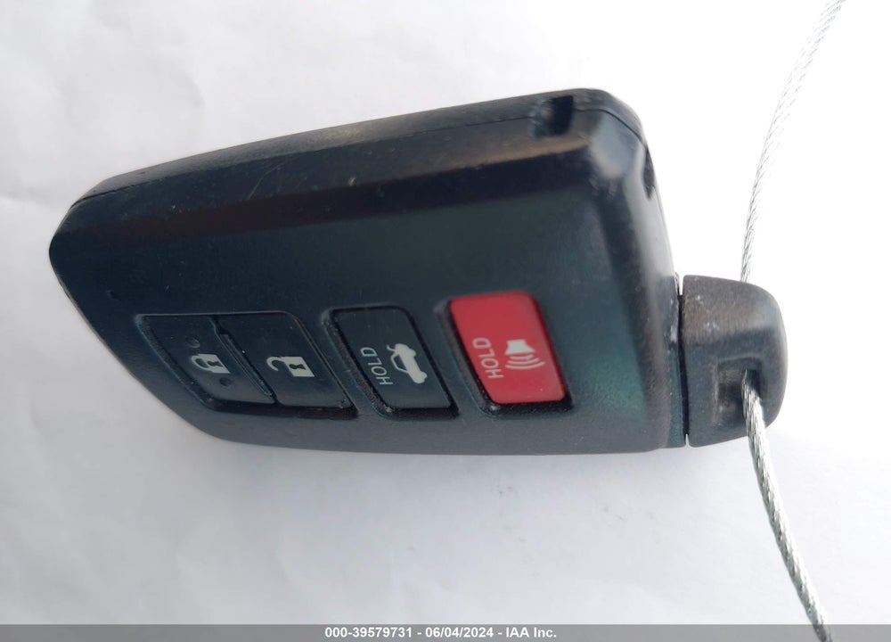 2017 TOYOTA COROLLA SE VIN: 5YFBURHE0HP623301