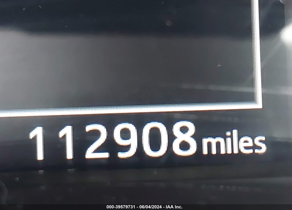 2017 TOYOTA COROLLA SE VIN: 5YFBURHE0HP623301