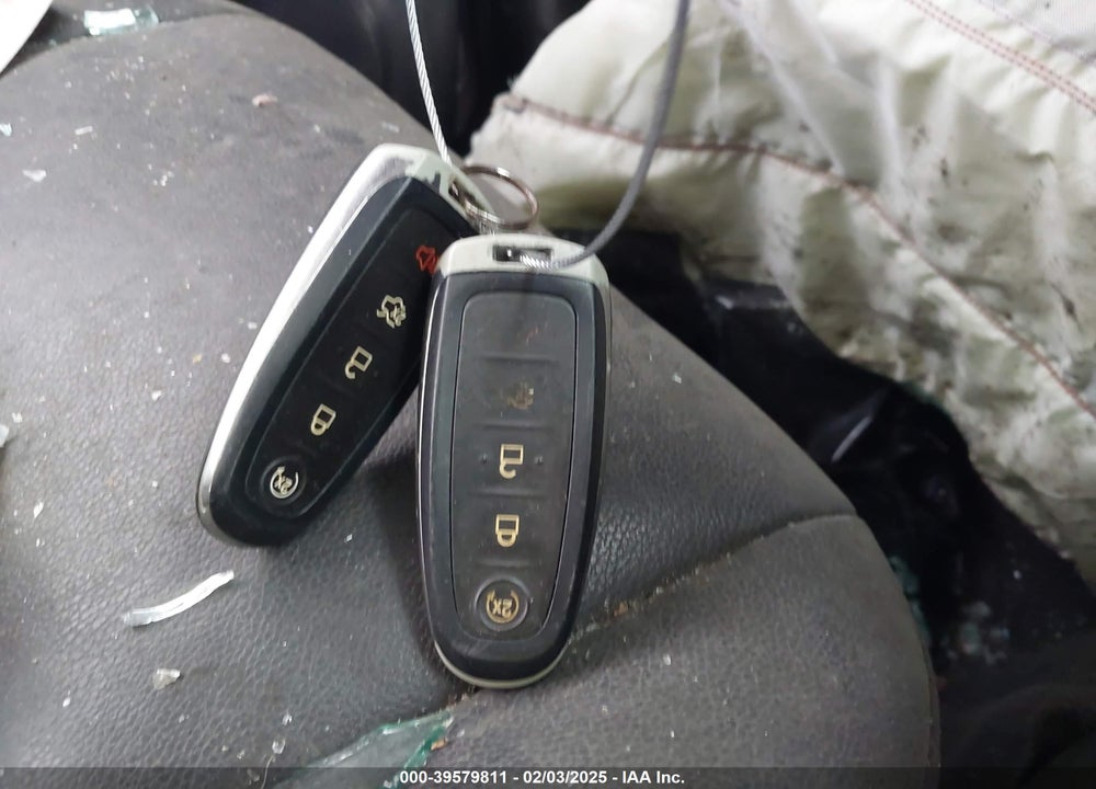 2014 FORD ESCAPE TITANIUM VIN: 1FMCU9J98EUE04937