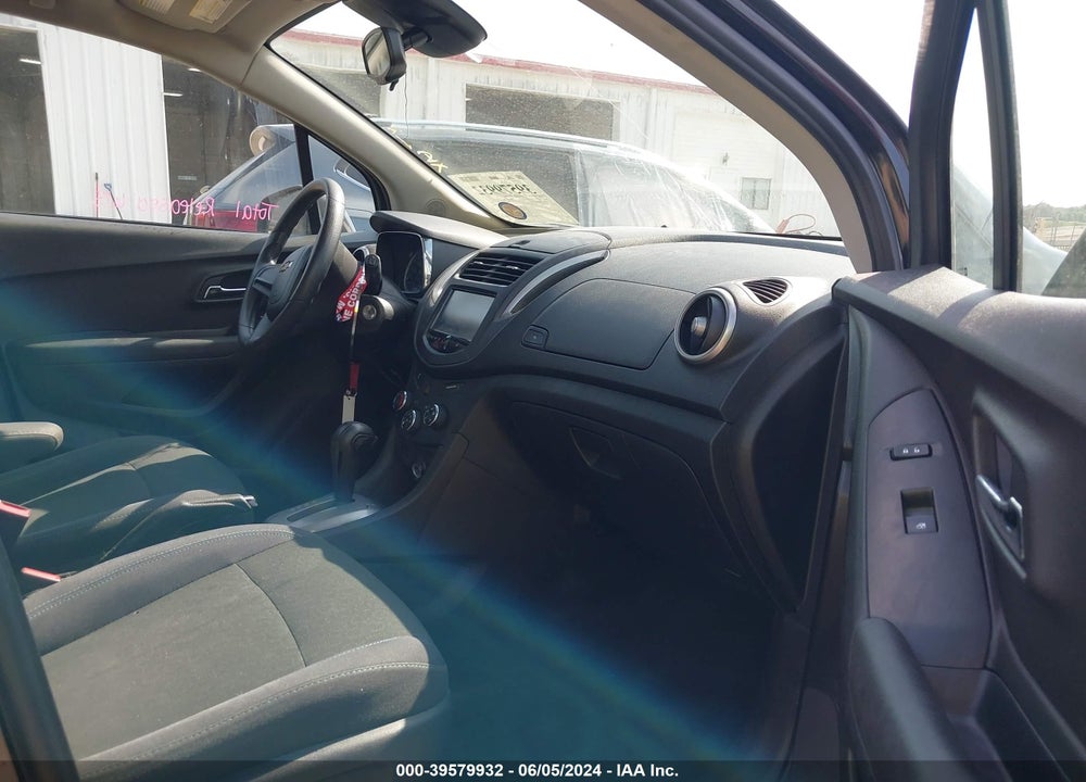 2015 CHEVROLET TRAX 1LS VIN: 3GNCJPSB0FL253789