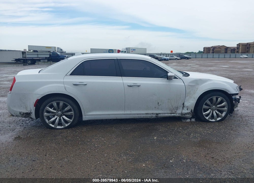 2018 CHRYSLER 300 LIMITED VIN: 2C3CCAEG7JH308672