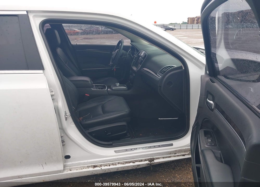 2018 CHRYSLER 300 LIMITED VIN: 2C3CCAEG7JH308672