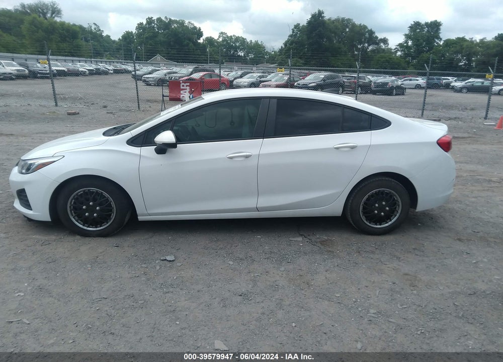 2019 CHEVROLET CRUZE CVT (FLEET ORDERS ONLY) VIN: 1G1BJ5SM2K7105161