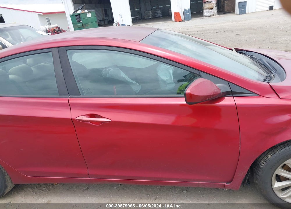 2016 HYUNDAI ELANTRA SE VIN: 5NPDH4AEXGH743595