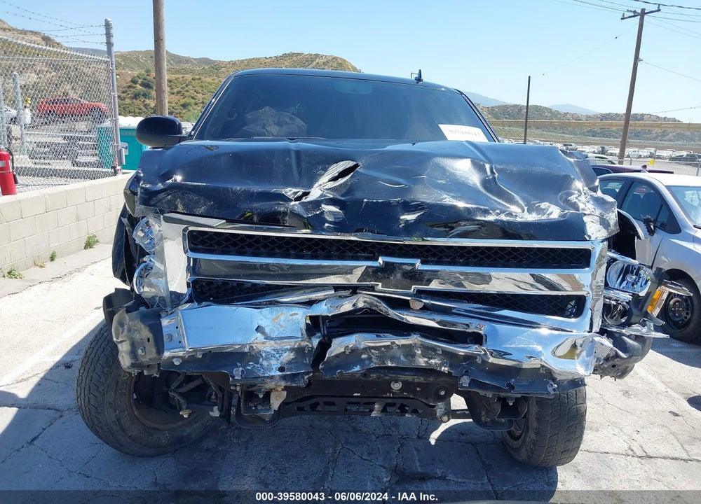 2013 CHEVROLET SILVERADO 1500 VIN: 1GCRCSE04DZ402222