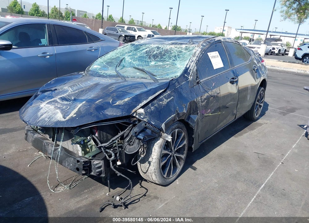 2018 TOYOTA COROLLA SE VIN: 5YFBURHE2JP775778