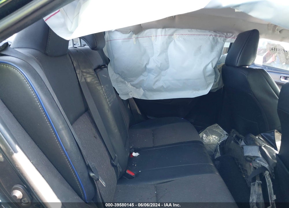 2018 TOYOTA COROLLA SE VIN: 5YFBURHE2JP775778
