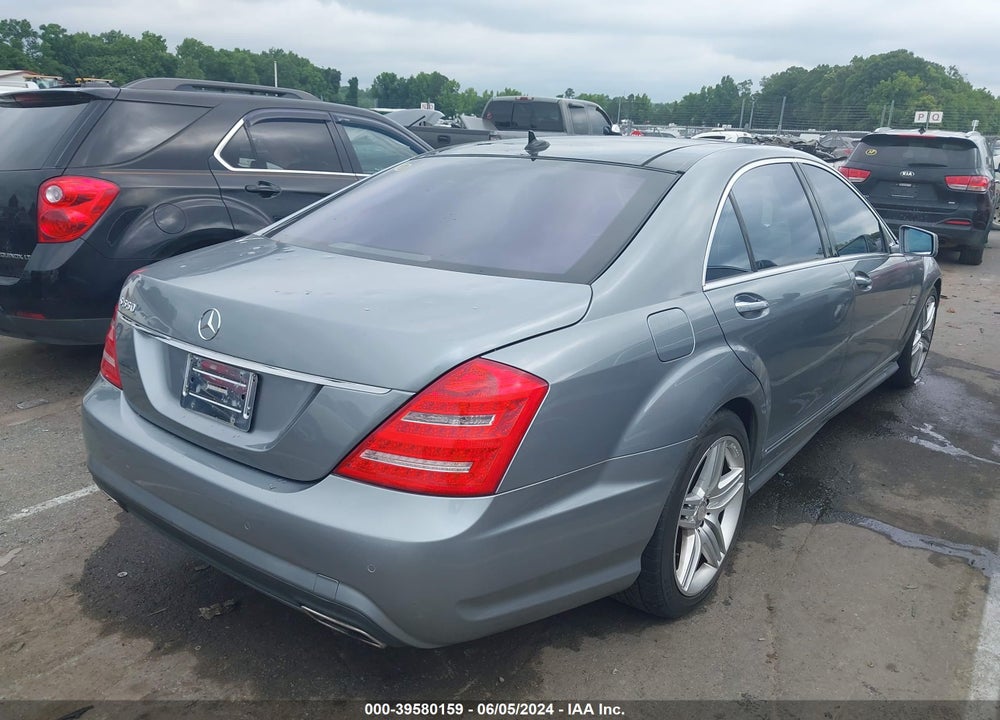 2012 MERCEDES-BENZ S 550 VIN: WDDNG7DB1CA471729