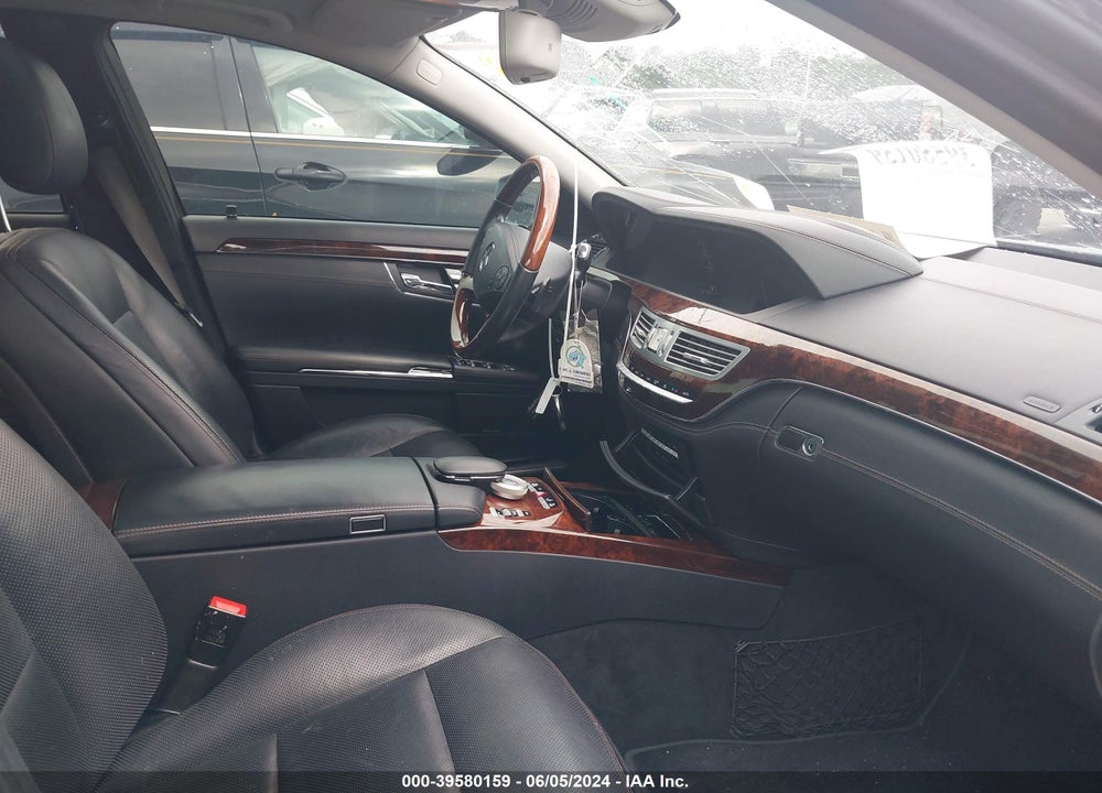 2012 MERCEDES-BENZ S 550 VIN: WDDNG7DB1CA471729