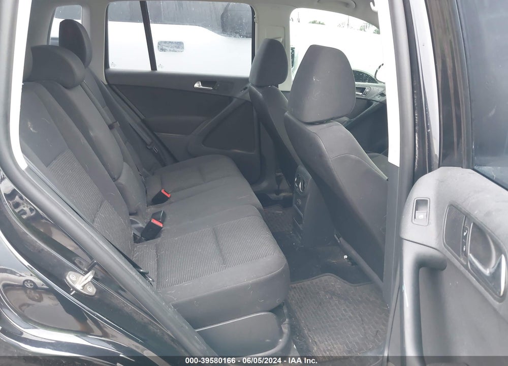 2017 VOLKSWAGEN TIGUAN 2.0T/2.0T S VIN: WVGAV7AX4HK045786