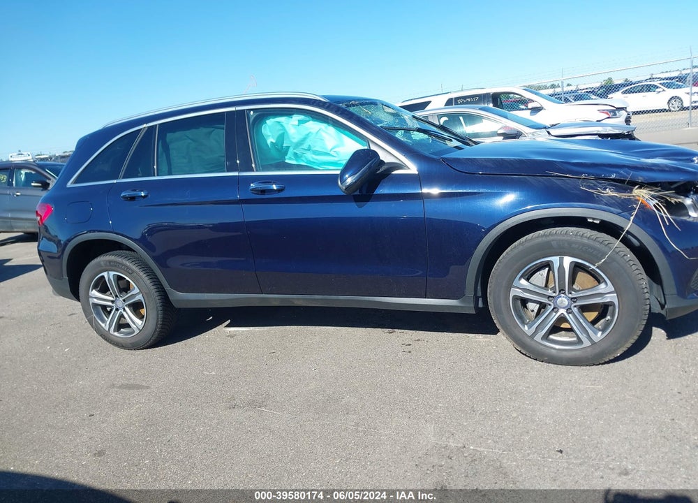 2017 MERCEDES-BENZ GLC 300 4MATIC VIN: WDC0G4KB0HF166801