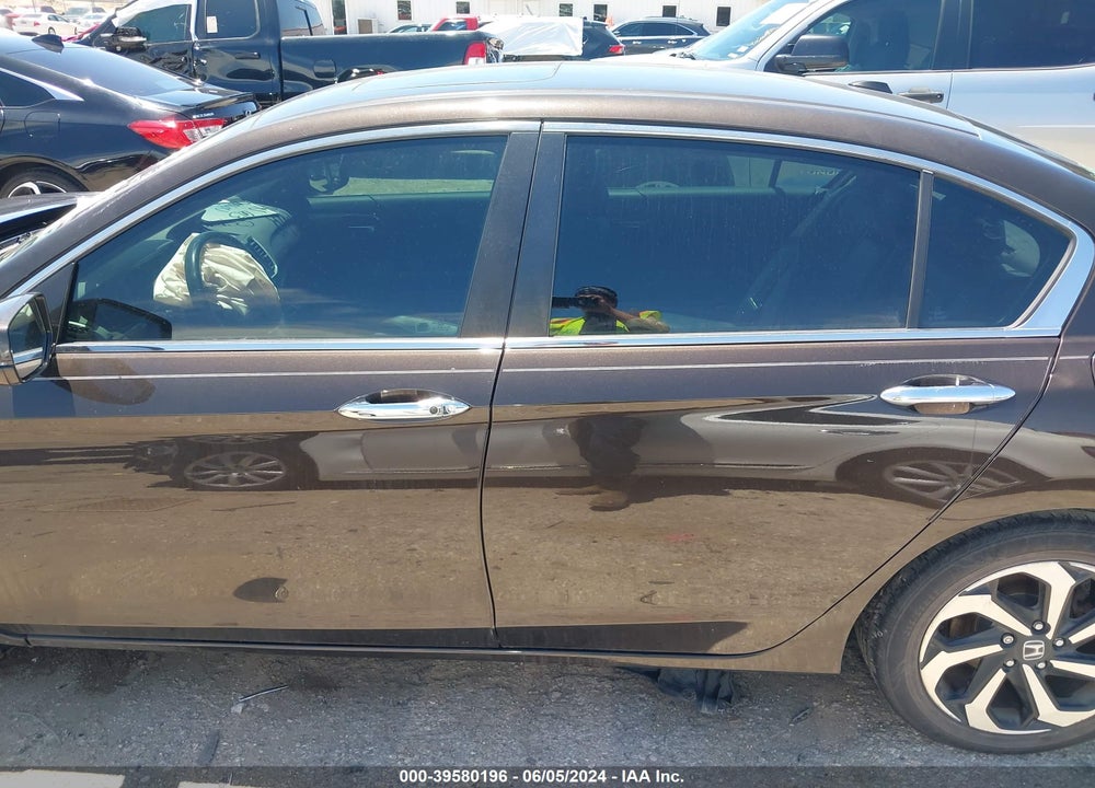 2016 HONDA ACCORD EX-L VIN: 1HGCR2F89GA050011