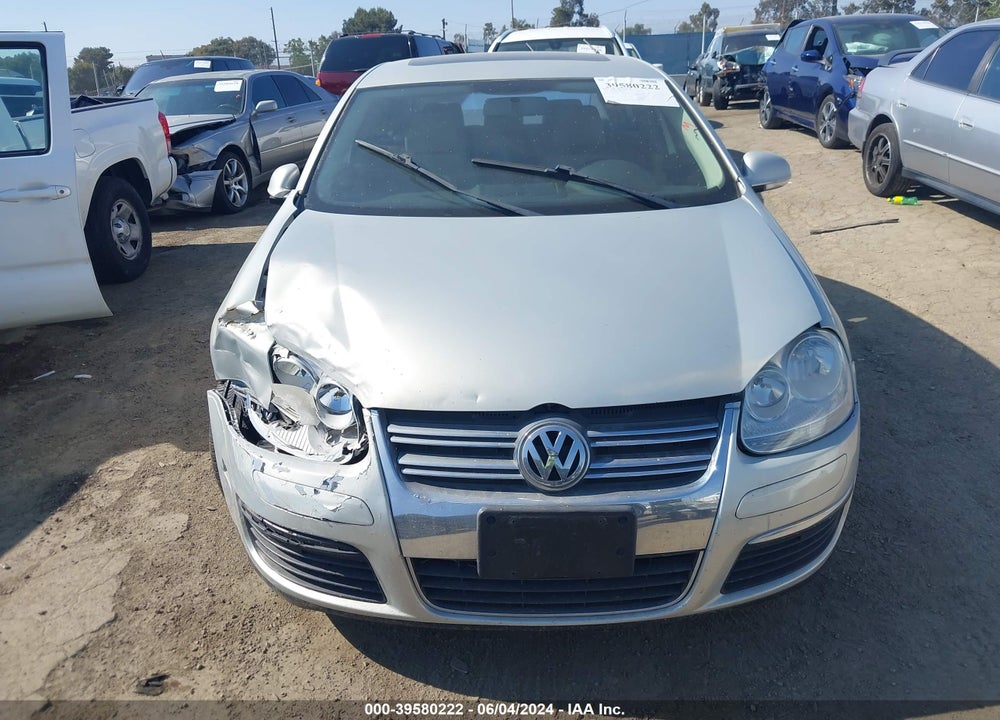 2010 VOLKSWAGEN JETTA SE VIN: 3VWRZ7AJ0AM023819