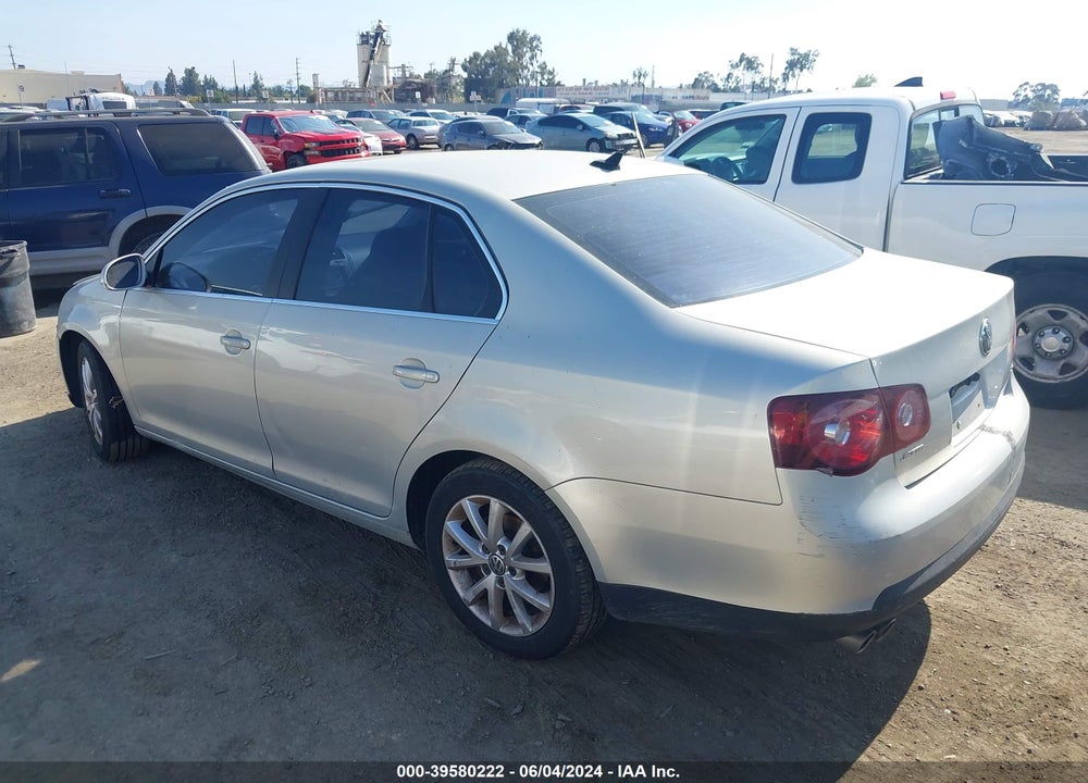 2010 VOLKSWAGEN JETTA SE VIN: 3VWRZ7AJ0AM023819