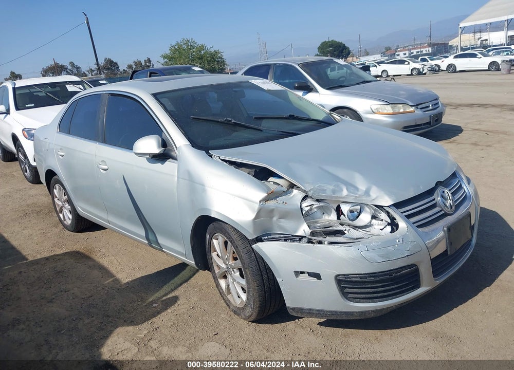 2010 VOLKSWAGEN JETTA SE VIN: 3VWRZ7AJ0AM023819