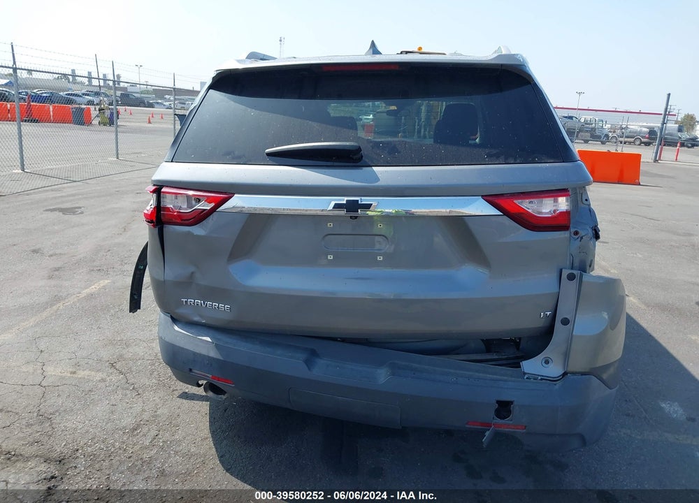 2018 CHEVROLET TRAVERSE 1LT VIN: 1GNERGKW8JJ229177